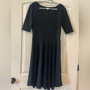 Size XL- LuLaRoe Nicole dress / Solid Black Short Sleeve/ Knee Length - like new